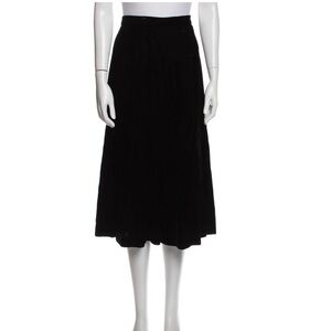 Cloak Acetate midi a line skirt black velvet